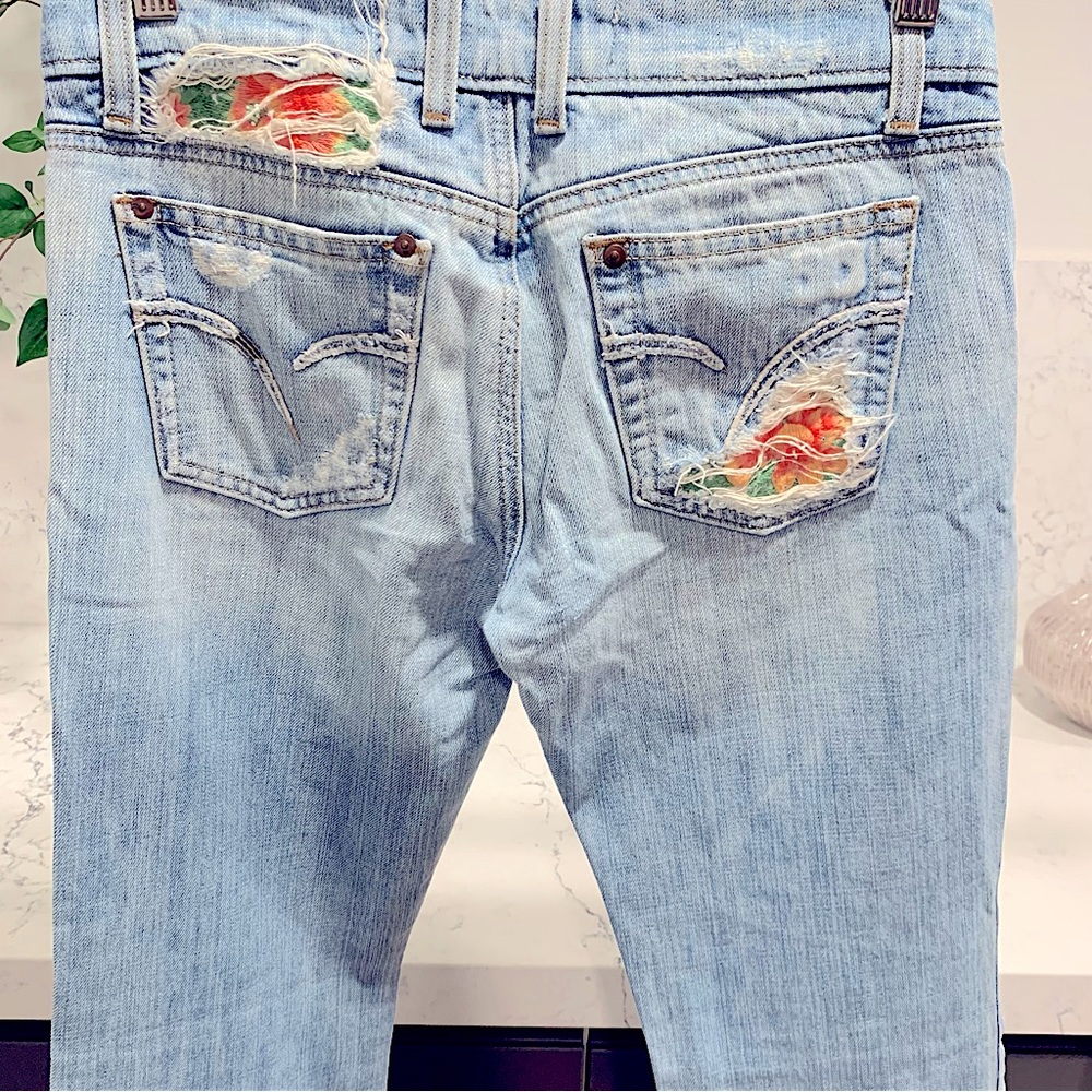 Joes flare (wide leg) washed with flower patch size 27